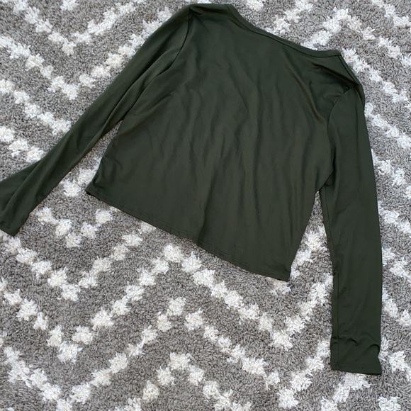 Olivia Rae Green Crop top size Large - Picture 5 of 9